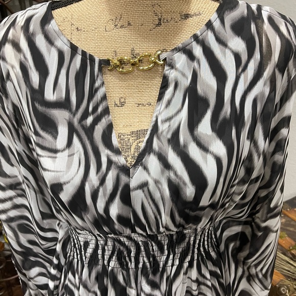 Jennifer Lopez Black and White Zebra print Maxi Dress Size L - Picture 2 of 16